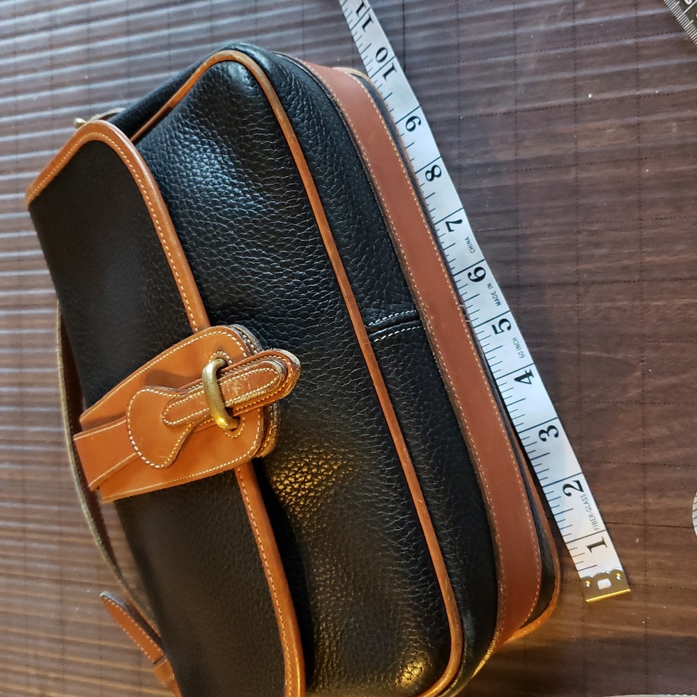 Dooney & Bourke Vtg Tan and Black Equestrian Crossbody Bag - Picture 4 of 11